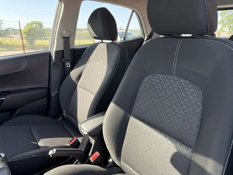 Photo de la voiture KIA PICANTO 1.2 DPi 84ch BVM5 GT Line