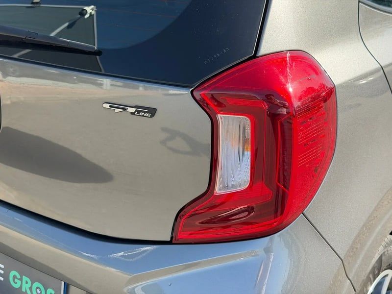 Photo de la voiture KIA PICANTO 1.2 DPi 84ch BVM5 GT Line