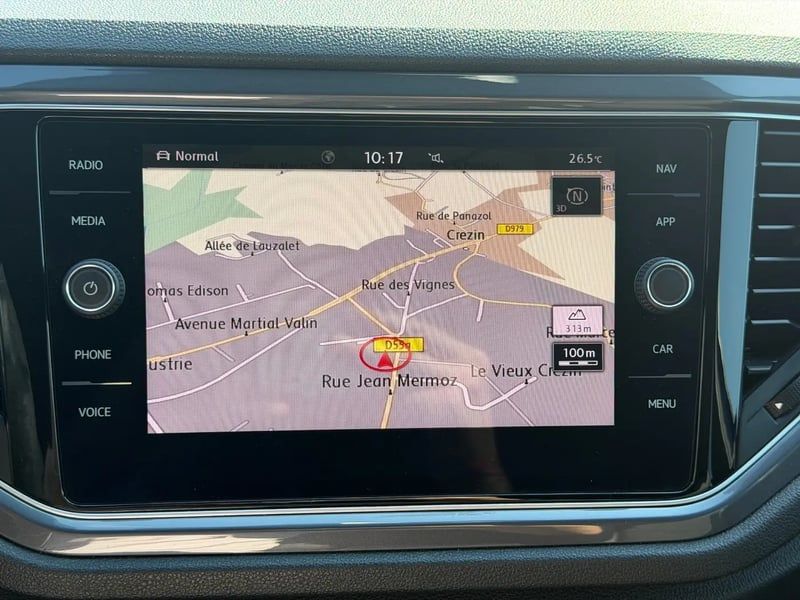 Photo de la voiture VOLKSWAGEN T-ROC 1.5 TSI 150 EVO Start/Stop BVM6 R-Line