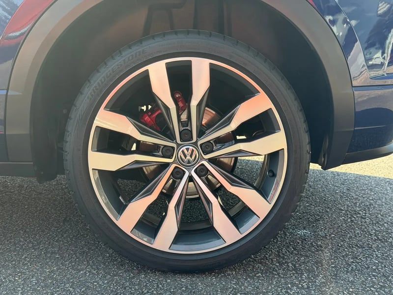 Photo de la voiture VOLKSWAGEN T-ROC 1.5 TSI 150 EVO Start/Stop BVM6 R-Line