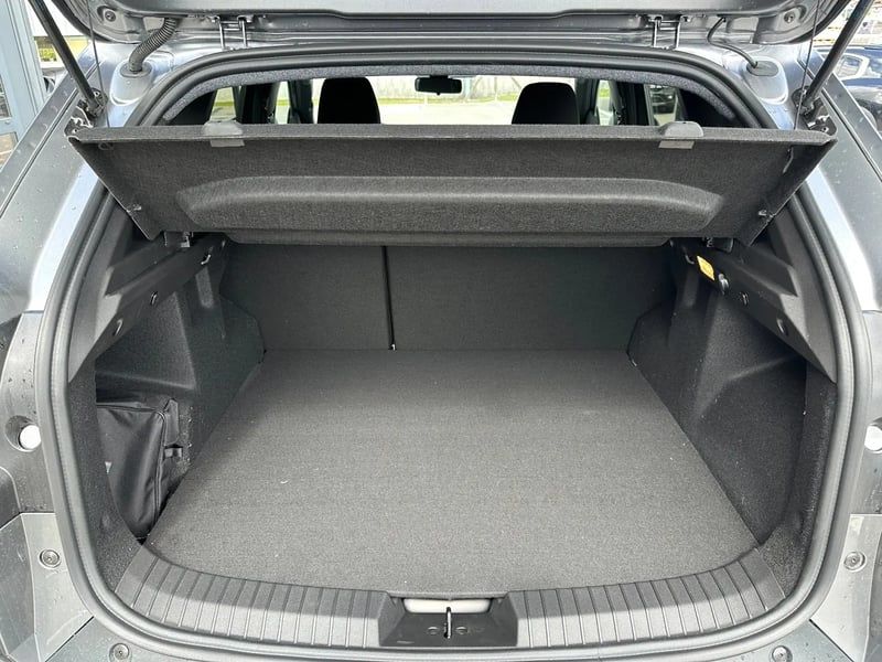 Photo de la voiture DACIA DUSTER Hybrid-G 150 4x4 Journey