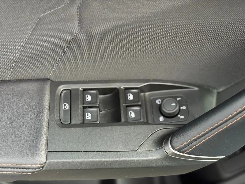 Photo de la voiture CUPRA FORMENTOR 1.5 eTSI Hybrid 150 ch DSG7 V