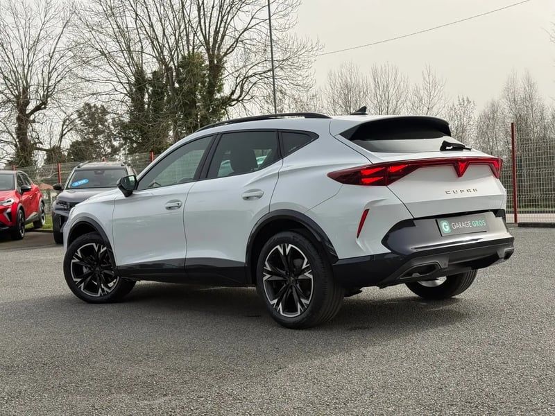 Photo de la voiture CUPRA FORMENTOR 1.5 eTSI Hybrid 150 ch DSG7 V