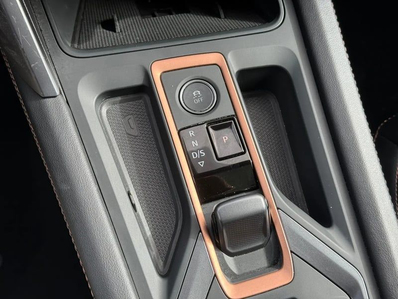 Photo de la voiture CUPRA FORMENTOR 1.5 eTSI Hybrid 150 ch DSG7 V