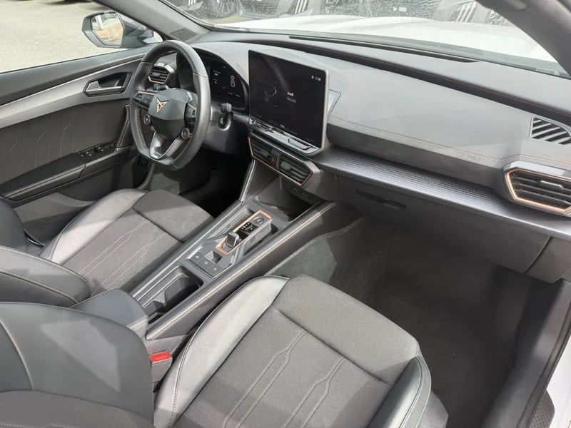 Photo de la voiture CUPRA FORMENTOR 1.5 eTSI Hybrid 150 ch DSG7 V