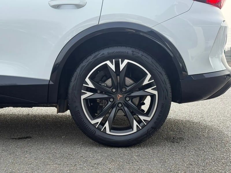 Photo de la voiture CUPRA FORMENTOR 1.5 eTSI Hybrid 150 ch DSG7 V