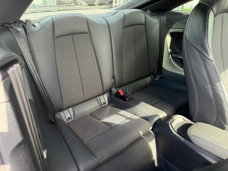 Photo de la voiture AUDI TT COUPE 1.8 TFSI 180 S line