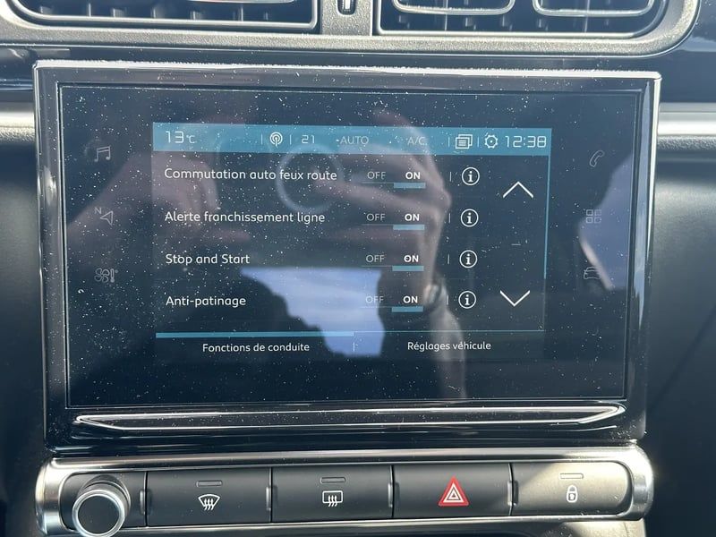 Photo de la voiture CITROEN C3 PureTech 110 S&S EAT6 Shine Pack