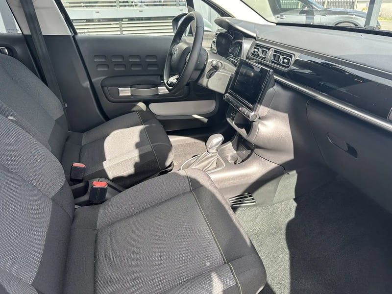 Photo de la voiture CITROEN C3 PureTech 110 S&S EAT6 Shine Pack