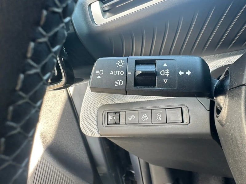 Photo de la voiture CITROEN C3 Turbo 100 ch BVM6 Max