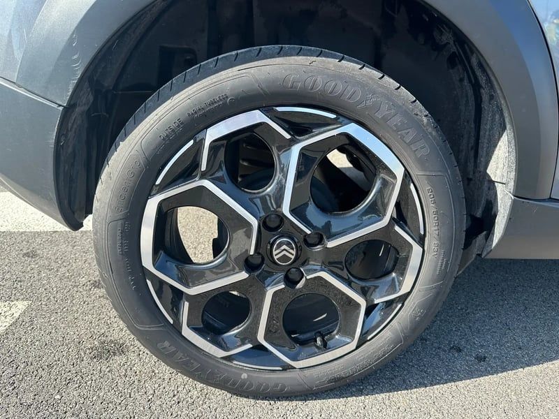 Photo de la voiture CITROEN C3 Turbo 100 ch BVM6 Max
