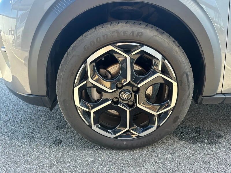 Photo de la voiture CITROEN C3 Turbo 100 ch BVM6 Max