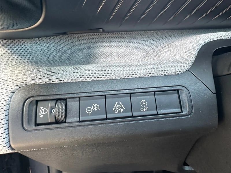 Photo de la voiture CITROEN C3 Turbo 100 ch BVM6 Max