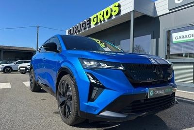 Photo de présentation de la voiture RENAULT RAFALE E-Tech 4x4 300 esprit Alpine