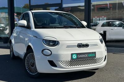 Photo de présentation de la voiture FIAT 500e BERLINE 500 e 118 ch Nouvelle 500