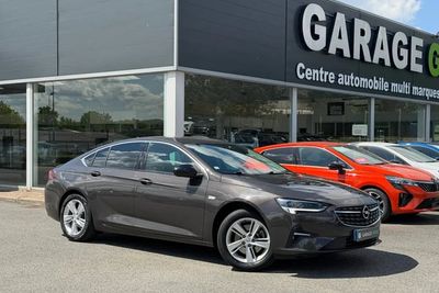 Photo de présentation de la voiture OPEL INSIGNIA GRAND SPORT 2.0 Diesel 174 ch BVA8 Elegance Business