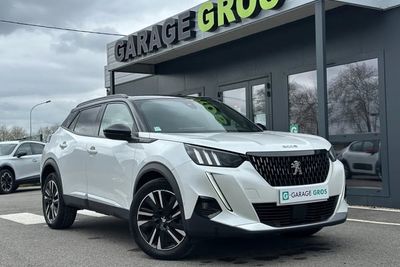 Photo de présentation de la voiture PEUGEOT 2008 BlueHDi 130 S&S EAT8 GT Pack