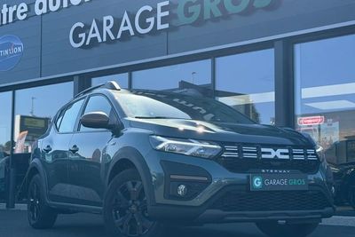 Photo de présentation de la voiture DACIA SANDERO ECO-G 100 GSR2 Stepway Extreme +