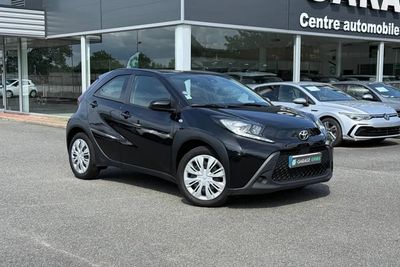 Photo de présentation de la voiture TOYOTA AYGO X 1.0 VVT-i 72 S-CVT Dynamic