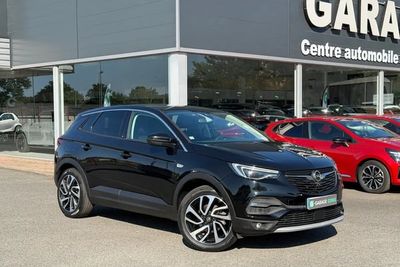 Photo de présentation de la voiture OPEL GRANDLAND X BUSINESS 1.5 Diesel 130 ch BVA6 Innovation Business