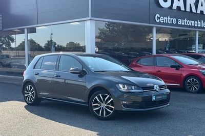 Photo de présentation de la voiture VOLKSWAGEN GOLF 1.2 TSI 110 BlueMotion Technology Allstar DSG7