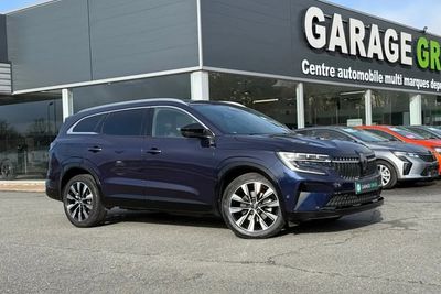 Photo de présentation de la voiture RENAULT ESPACE VI E-Tech hybrid 200 Techno