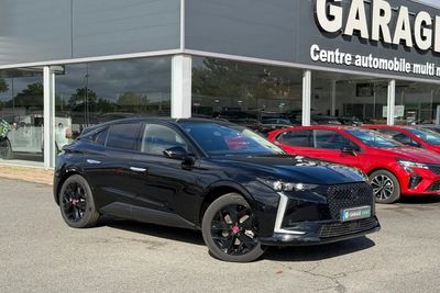 Photo de présentation de la voiture DS DS 4 Hybride E-Tense 225 EAT8 Performance Line+