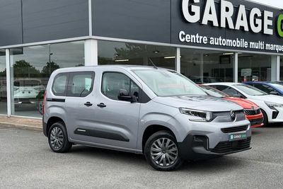 Photo de présentation de la voiture CITROEN E-BERLINGO Taille M 136 ch 54 kWh Plus