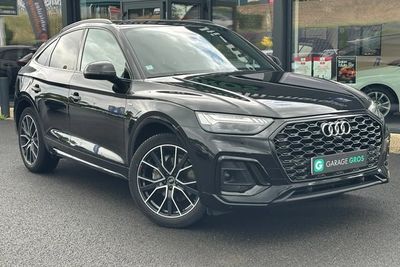 Photo de présentation de la voiture AUDI Q5 SPORTBACK 35 TDI 163 S tronic 7 S line