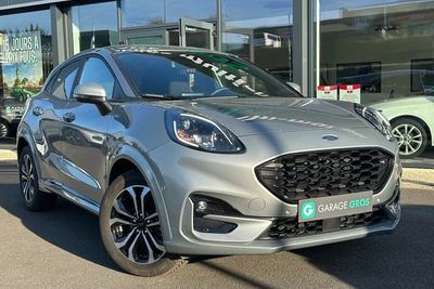 Photo de présentation de la voiture FORD PUMA 1.0 EcoBoost 155 ch mHEV S&S Powershift ST-Line