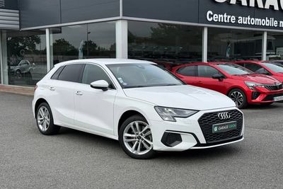 Photo de présentation de la voiture AUDI A3 SPORTBACK 40 TFSIe 204 S tronic 6 Design