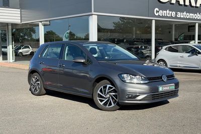 Photo de présentation de la voiture VOLKSWAGEN GOLF 1.6 TDI 115 BlueMotion Technology FAP Sound