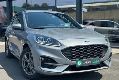 Photo de présentation de la voiture FORD KUGA 1.5 TDCi 120 S&S 4x2 Powershift ST-Line