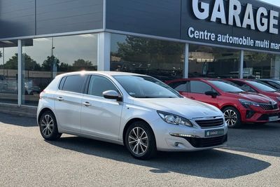 Photo de présentation de la voiture PEUGEOT 308 1.6 BlueHDi 120ch S&S BVM6 Serie Speciale Style