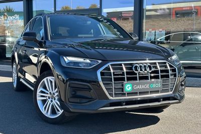 Photo de présentation de la voiture AUDI Q5 SPORTBACK 40 TDI 204 S tronic 7 Quattro Design