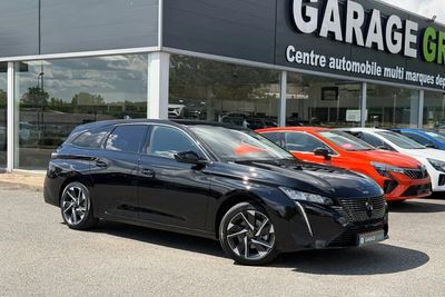 Photo de présentation de la voiture PEUGEOT 308 SW Hybrid 145 e-DCS6 Allure