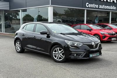 Photo de présentation de la voiture RENAULT MEGANE IV BERLINE BUSINESS Blue dCi 115 Business