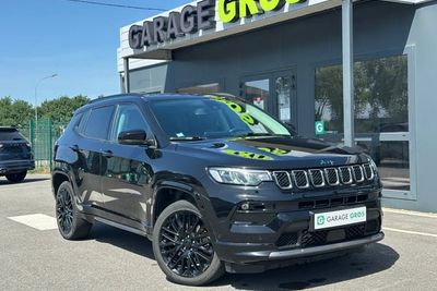 Photo de présentation de la voiture JEEP COMPASS 1.3 PHEV T4 240 ch 4xe eAWD S