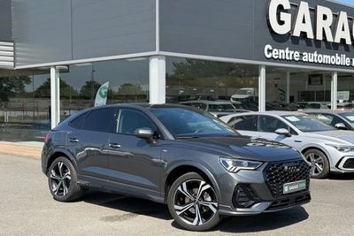 Photo de présentation de la voiture AUDI Q3 SPORTBACK 35 TDI 150 ch S tronic 7 S line
